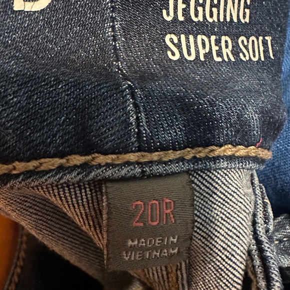 Torrid Jeans Women's Plus Size 20R Super Soft Jegging Classic Distressed Skinny - Picture 11 of 11